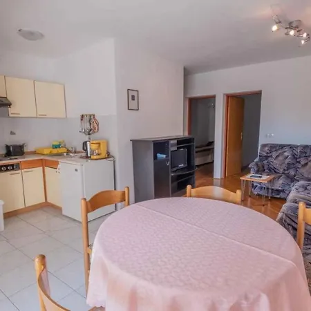 Appartement In 41876